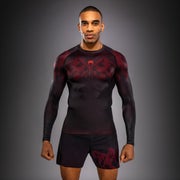 Venum Spectre Rashguard - LS (26) - Pitk&auml;hihainen - Musta/Punainen